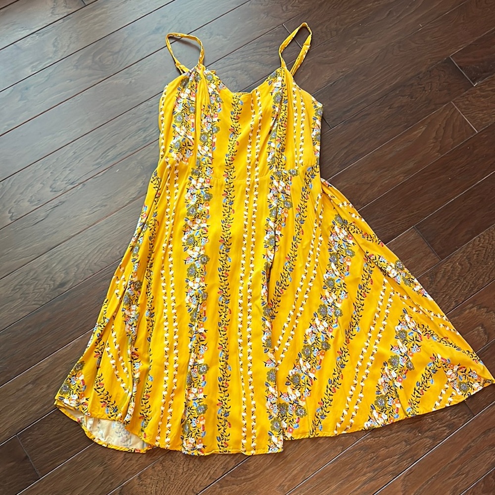 Old Navy adjustable strap mustard yellow floral sleeveless swing dress